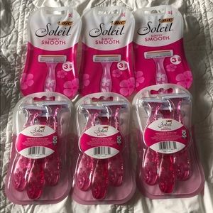 6 packs BIC Soleil Simply smooth 3 pack razor